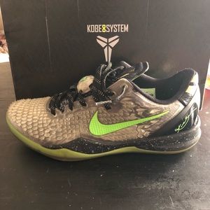 Nike Zoom Kobe 8 Christmas Shedding Skin 11.5